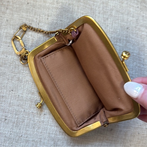 HOBO Pink Key & Card Holder - Picture 3 of 4